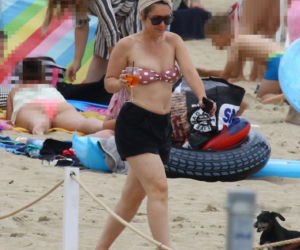 Małgorzata Ohme na plaży