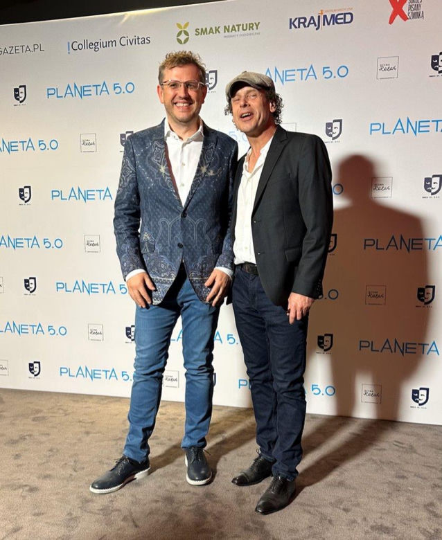 Olga Bończyk i Tomasz Schimscheiner oraz goście premiery sztuki "Planeta 5.0"