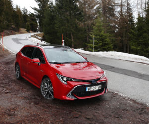 Toyota Corolla Touring Sports 2.0 Hybrid 180 KM e-CVT Executive