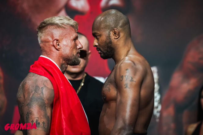 Ring girls Gromda 24