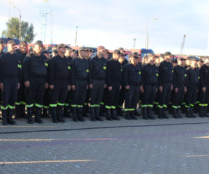 Polscy strażacy wrócili z akcji gaszenia pożarów w Szwecji