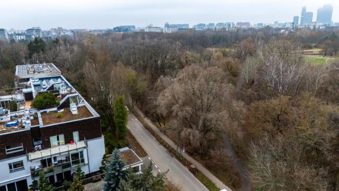 Przyszła trasa tramwaju wzdłuż Pola Mokotowskiego w Warszawie