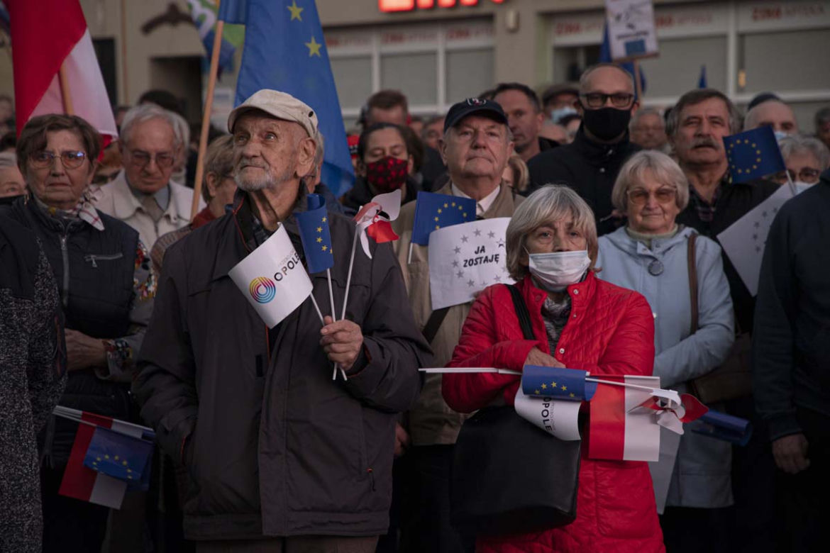 Opole zostaje w Unii. Protest na pl. Wolności [niedziela 10.10.2021]