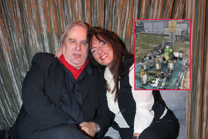 Grób Marka Perepeczki w opłakanym stanie. Folia i zielona wykładzina zamiast godnego pomnika