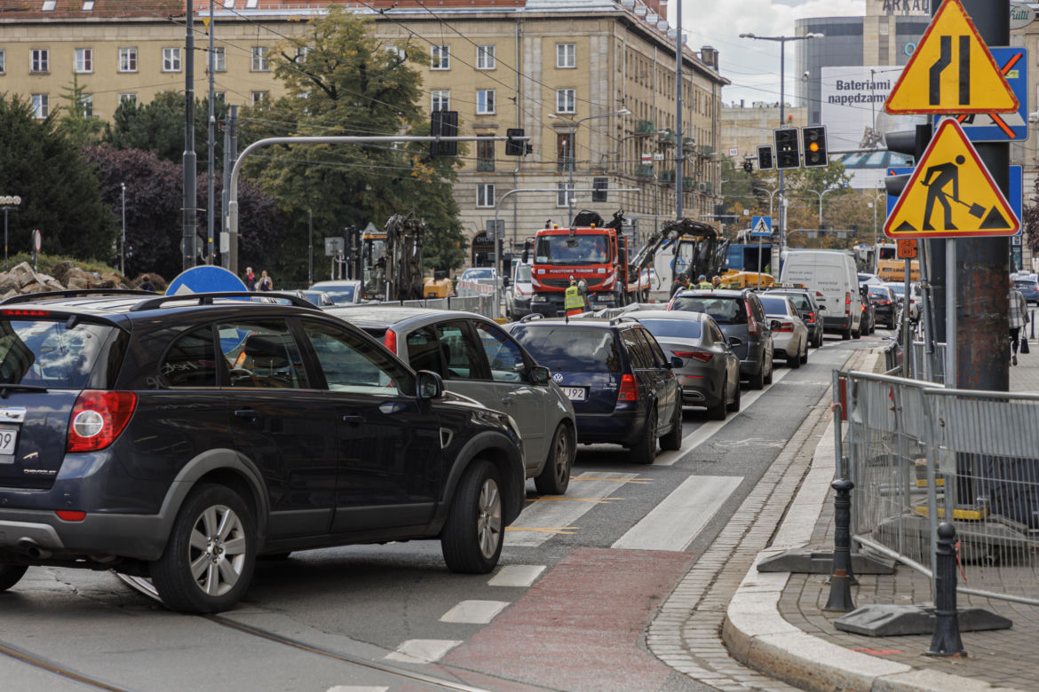 Duże utrudnienia dla kierowców, pasażerów MPK, rowerzystów i pieszych  