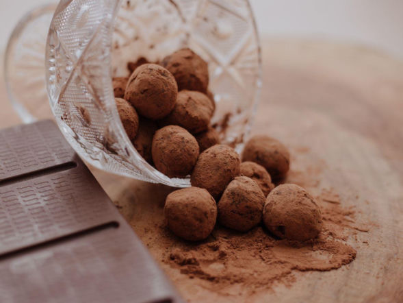 Zamiast kulek mocy robię te migdałowe kartofelki. Są błyskawiczne i idealnie słodkie