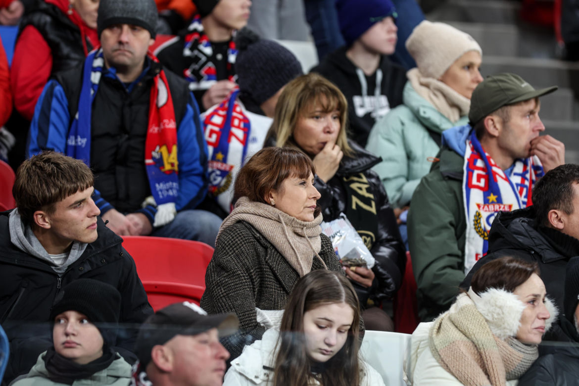Górnik Zabrze liderem Ekstraklasy. O wyniku zadecydowała samobójcza bramka. Ponad 25 tys. kibiców na trybunach