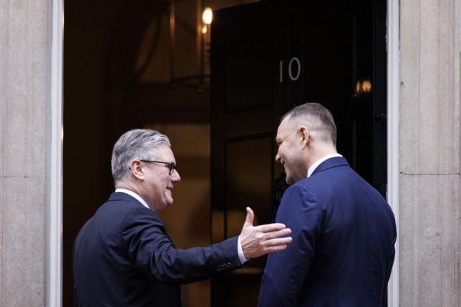 Karol Nawrocki, Keir Starmer