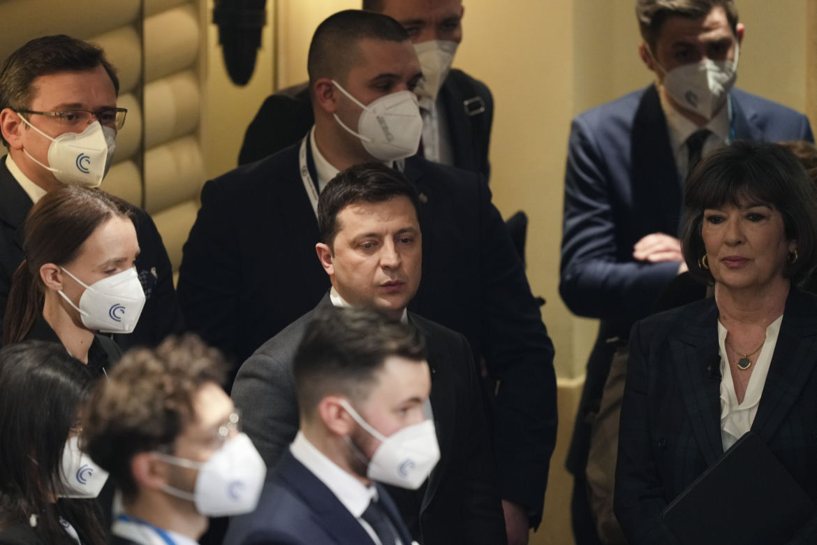 Prezydent Ukrainy: powstrzymujemy się od odpowiedzi na prowokację