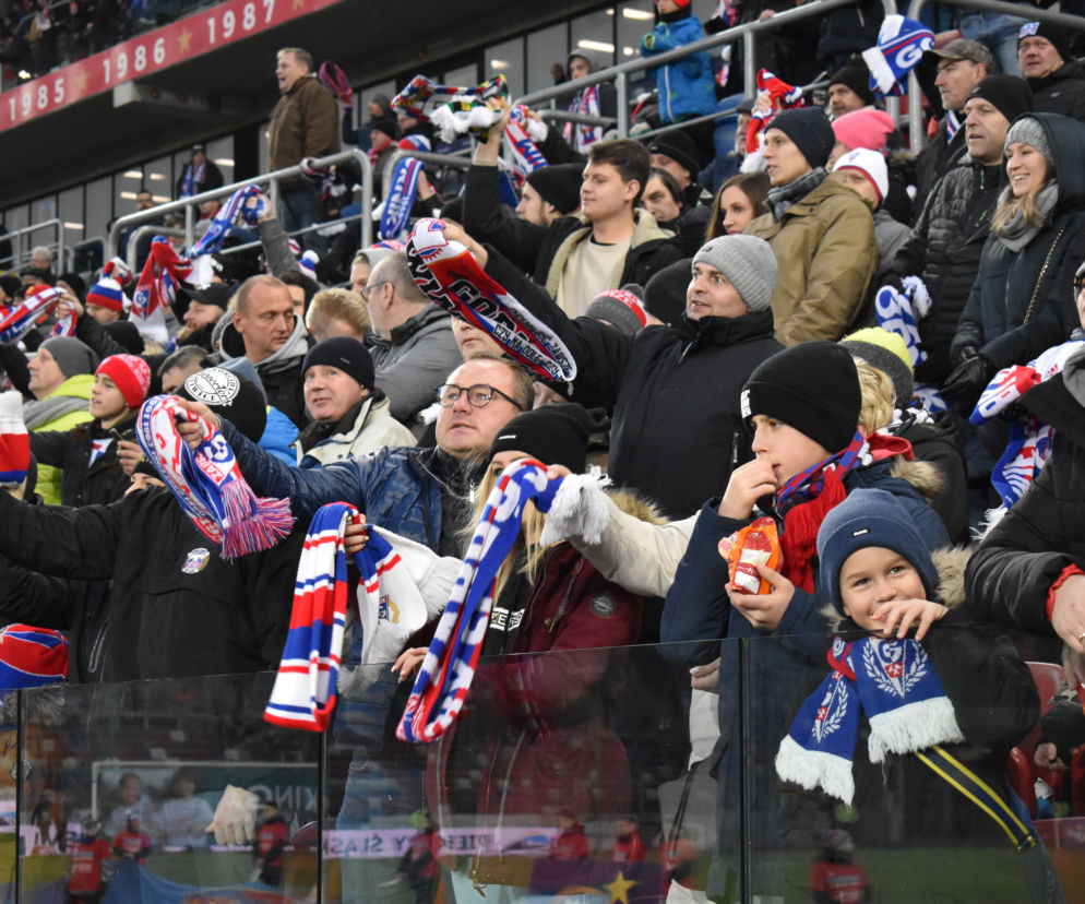 Górnik wygrał u siebie z Pogonią. Zobaczcie zdjęcia kibiców