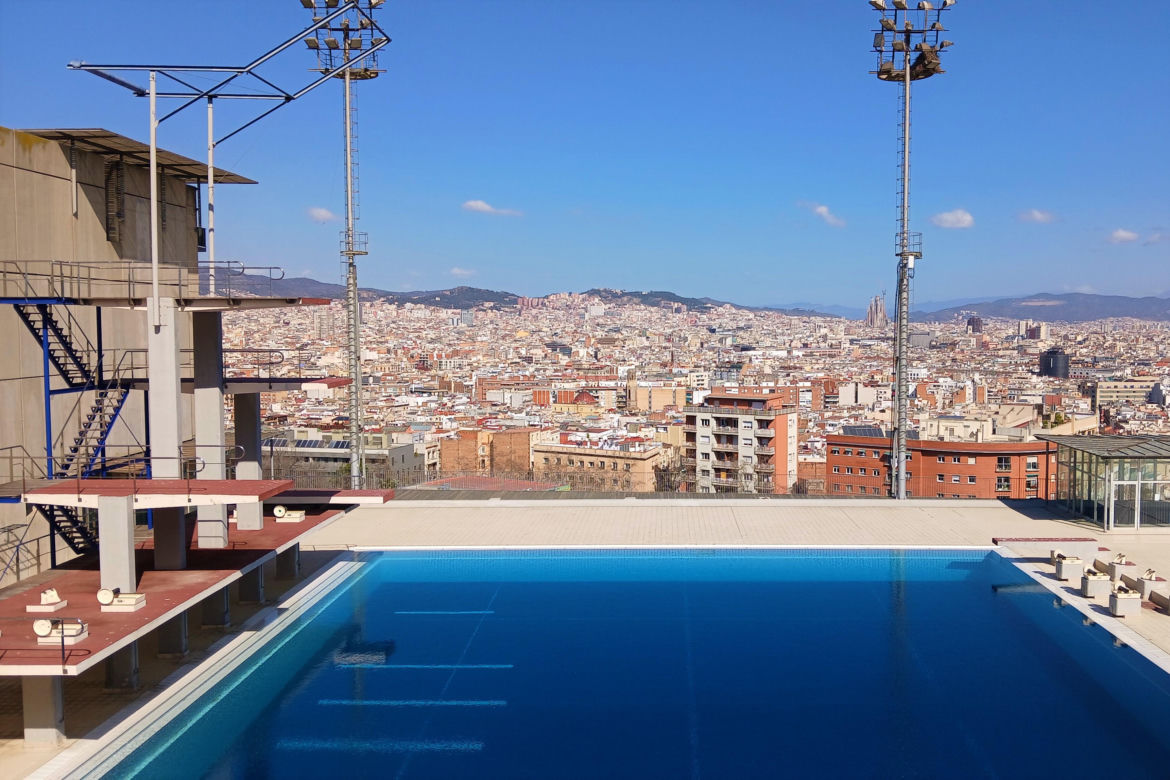 Piscina Municipal de Montjuïc w Barcelonie