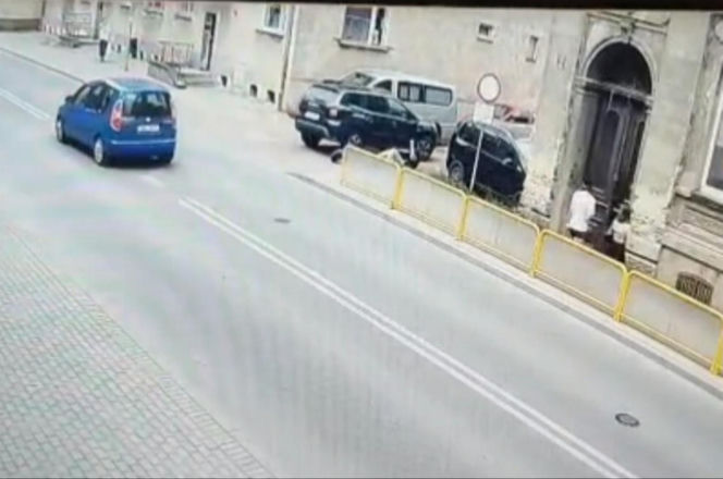 Kolizja osobówki z hulajnogą elektryczną