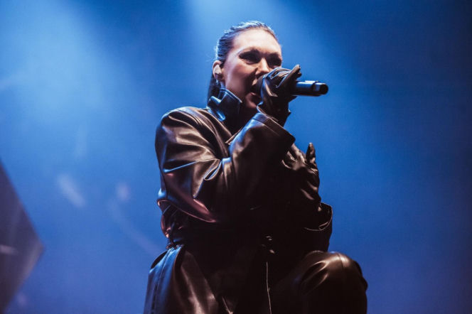 Misternie zaplanowane wizualne widowisko – Epica, Amaranthe i Charlotte Wessels zagrali w Warszawie [RELACJA]