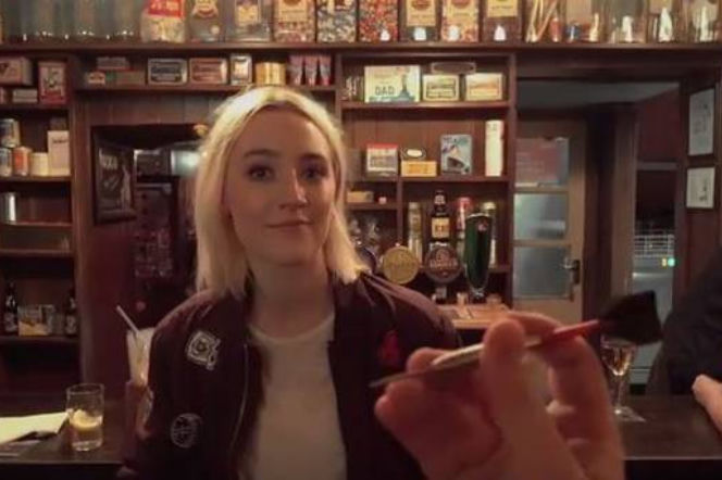 Ed Sheeran przedstawia teledysk do Galway Girl