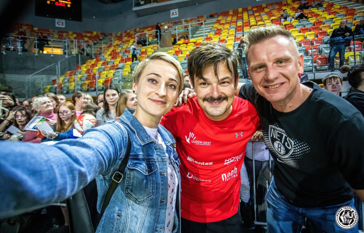 Świąteczne granie z Kubą Błaszczykowskim w Częstochowie ZDJĘCIA