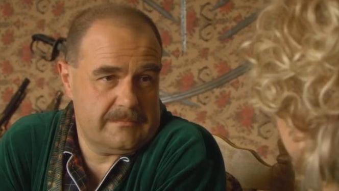 Ranczo 8 sezon odc. 103. senator Kozioł (Cezary Żak)