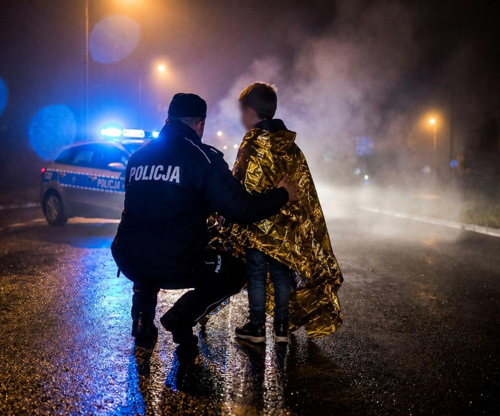 9-latek wybiegł z domu w środku nocy. Błagał przechodnia o pomoc