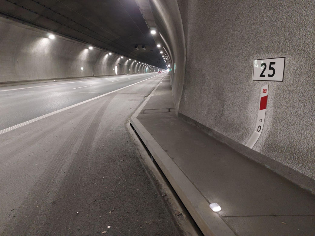 Tunel na zakopiance S7, pod Luboniem Małym 