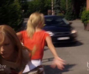 Na dobre i na złe odcinek 540. Wiktoria Consalida (Katarzyna Dąbrowska), Agata Woźnicka (Emilia Komarnicka)