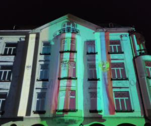 Historia Tarnowa opowiedziana światłem - mapping 3D na Placu Kazimierza