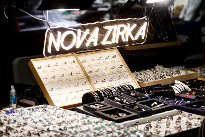 Giełda minerałów w Spodku przyciągnęła tłumy! GeoExpo ekspozycję wspaniałych cudeniek