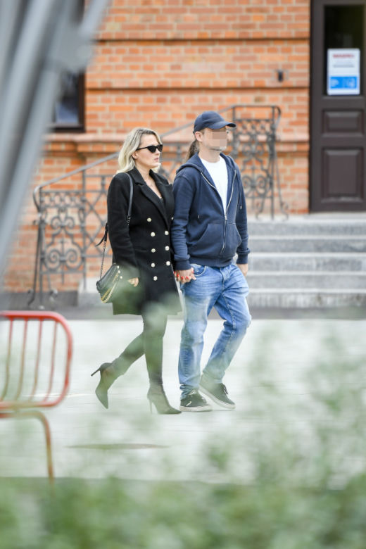 Gosia Andrzejewicz przyłapana z partnerem. Czułe gesty