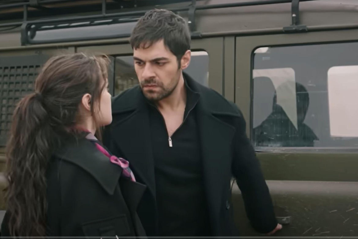Halil wywiezie Zeynep do domku letniskowego 