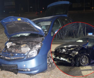 Potworne zderzenie toyoty z BMW w Piasecznie. Pogotowie zabrało rannego