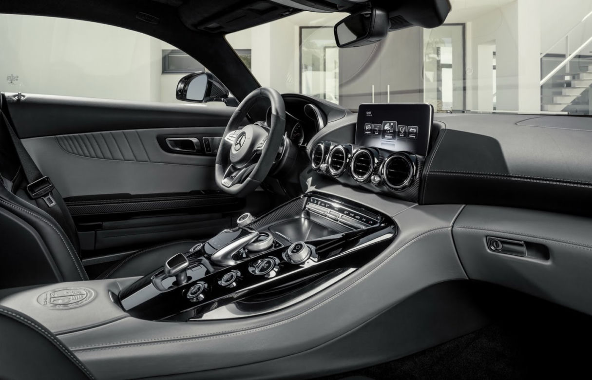 2015 Mercedes-AMG GT