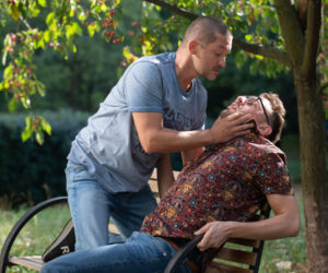 Na Wspólnej, odcinek 2988. Karol (Tomasz Nosiński), Bogdan (Wojciech Brzeziński)