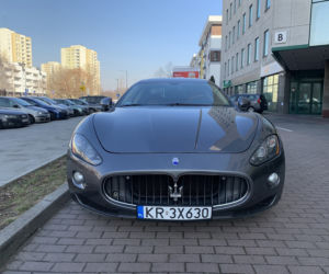 MiłyPan jeździ sportowym Maserati GranTurismo