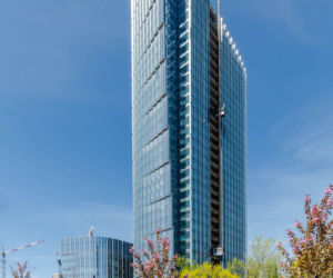 Mennica Legacy Tower