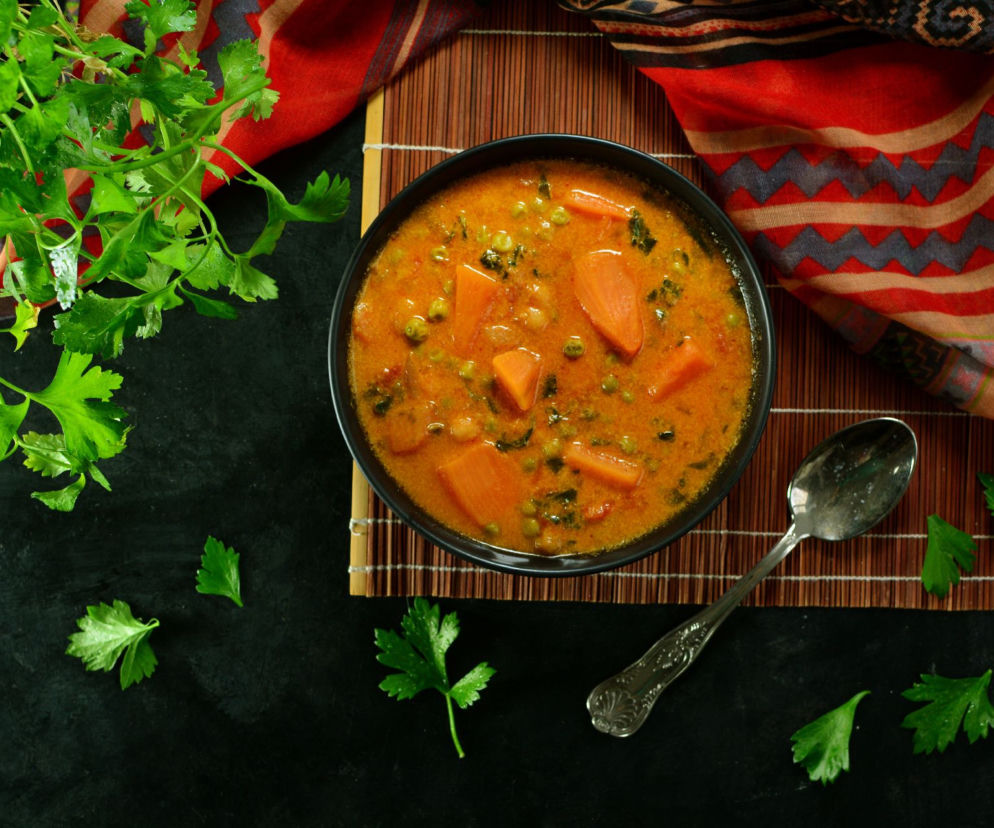 Indyjska zupa ziemniaczana - aromatyczna i pyszna