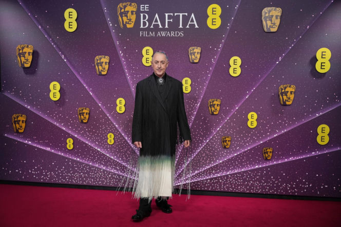 Gwiazdy przebrane za abażury na Bafta. Kto się popisał najlepszą kreacją?