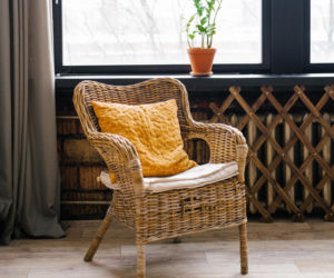 Wielki powrót plecionek. Te meble z lat 80. to dziś skarby