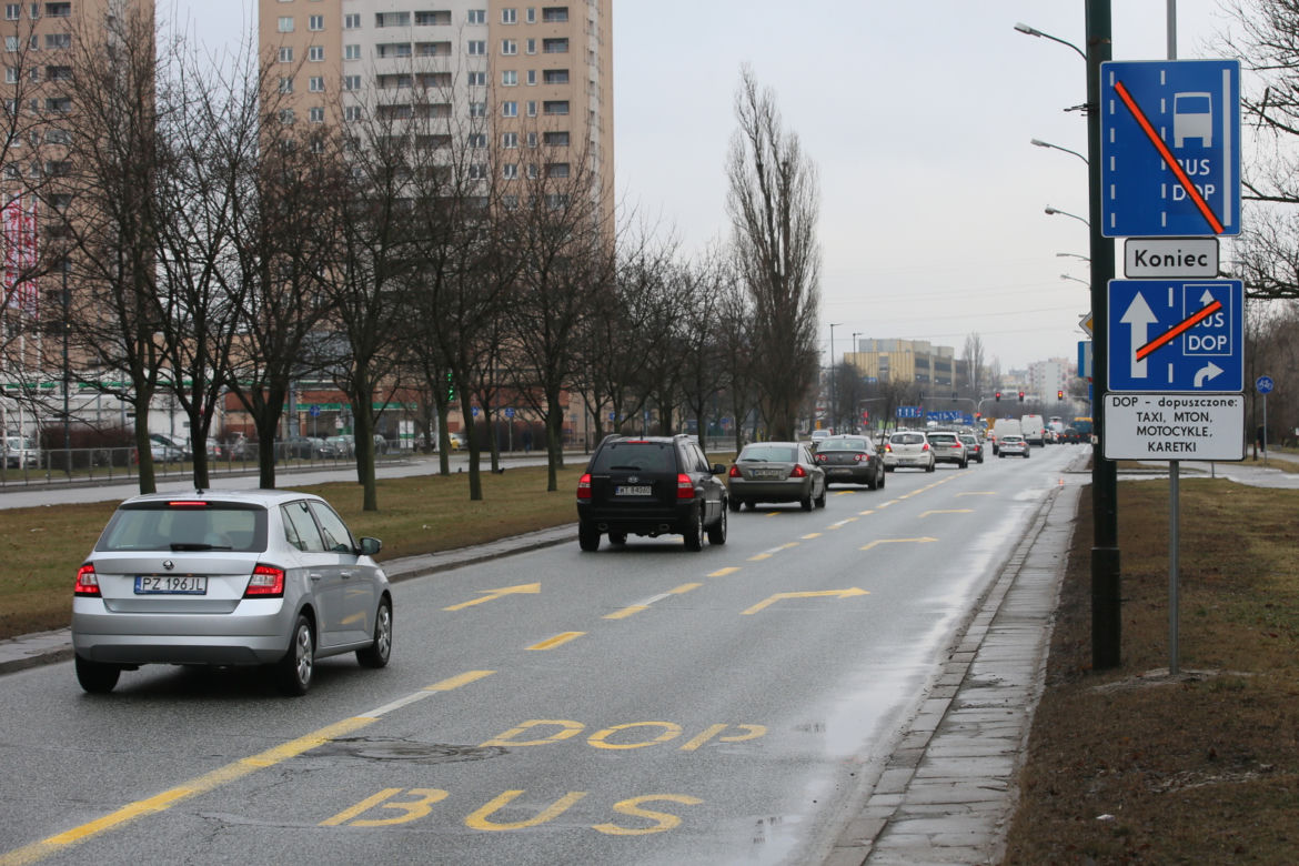 Zamykają najważniejszą przelotówkę w Warszawie. Jak pojedzie komunikacja miejska?