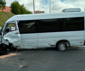 Tyle zostało z samochodów po wypadku w al. Witosa w Lublinie!