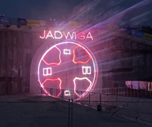 Tarcza przebiła się na drugą stronę. To będzie najdłuższy tunel kolejowy w Polsce