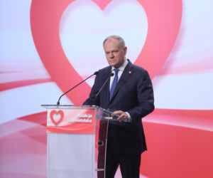 Premier Donald Tusk podczas Rady Krajowej Koalicji Obywatelskiej w Ursynowskim Centrum Kultury Alternatywy w Warszawie