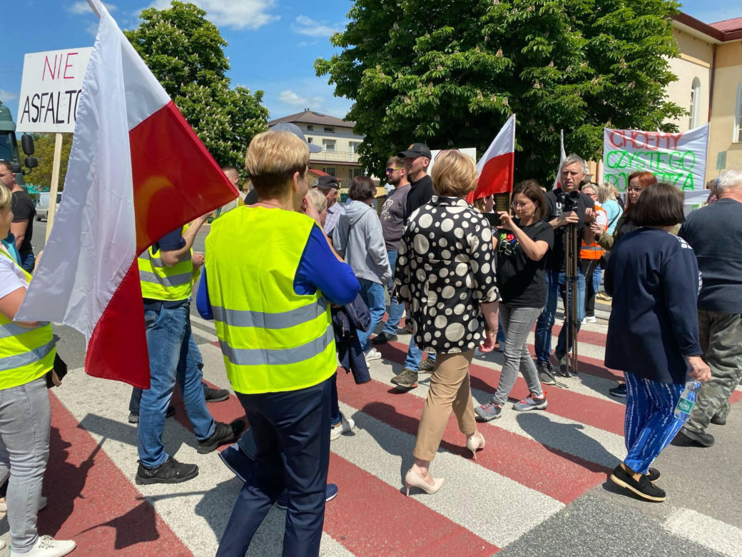 Powiat siedlecki: mieszkańcy gminy Wiśniew sprzeciwiają się budowie asfaltowni