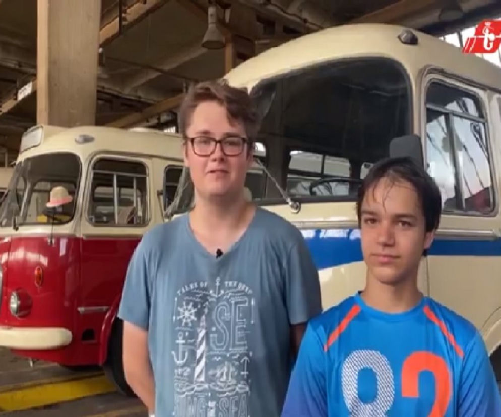 Nastolatkowie pomogli kierowcy autobusu, który zasłabł 