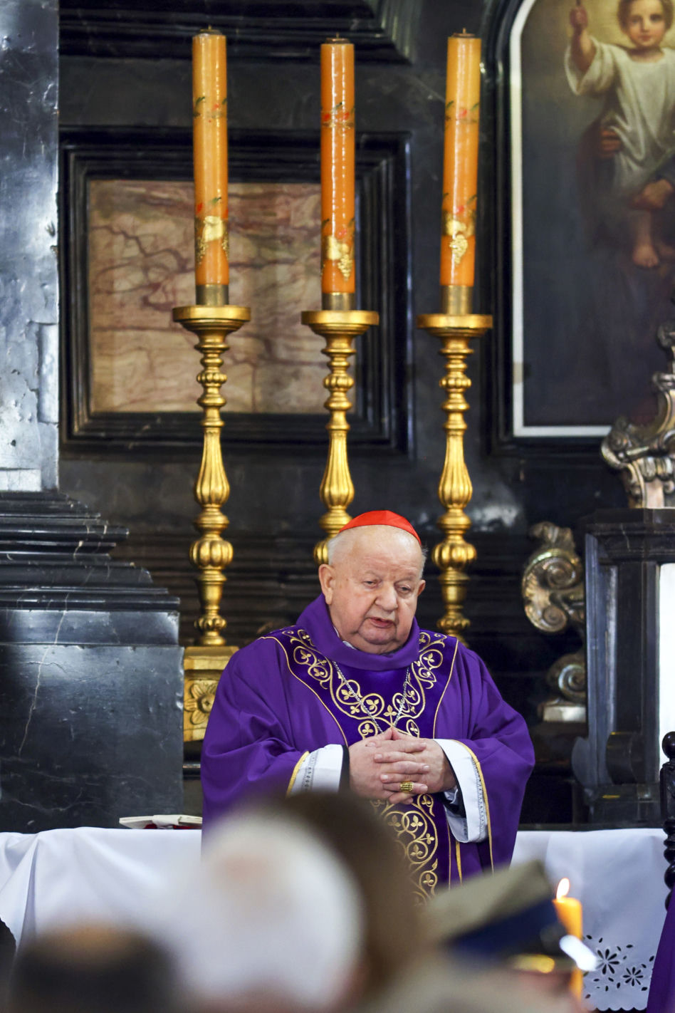 Tak się zmieniał Stanisław Dziwisz