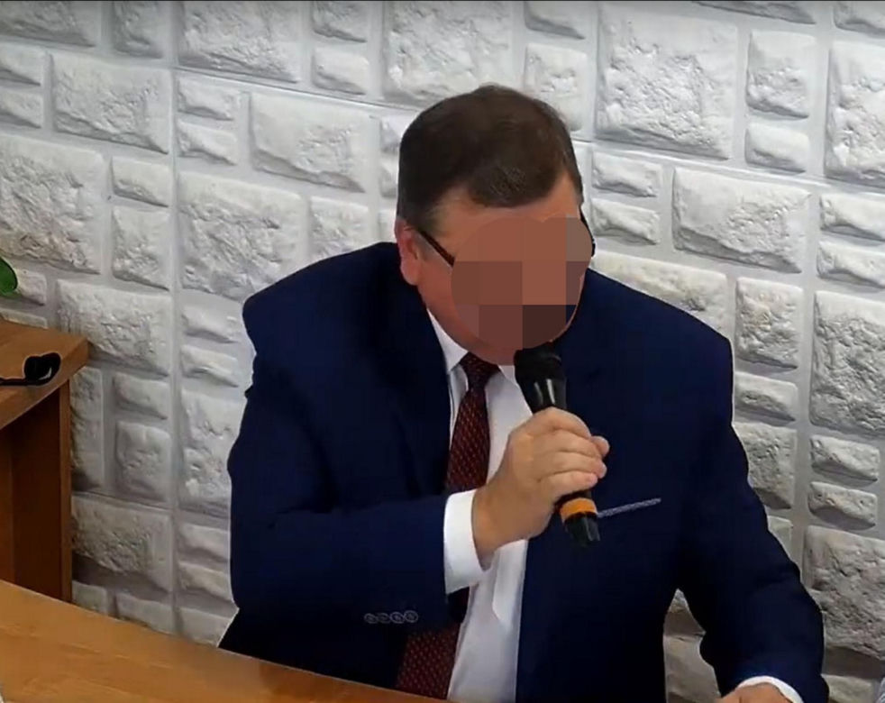 Wójt Rozprzy jechał pijany. Sąd umorzył postępowanie