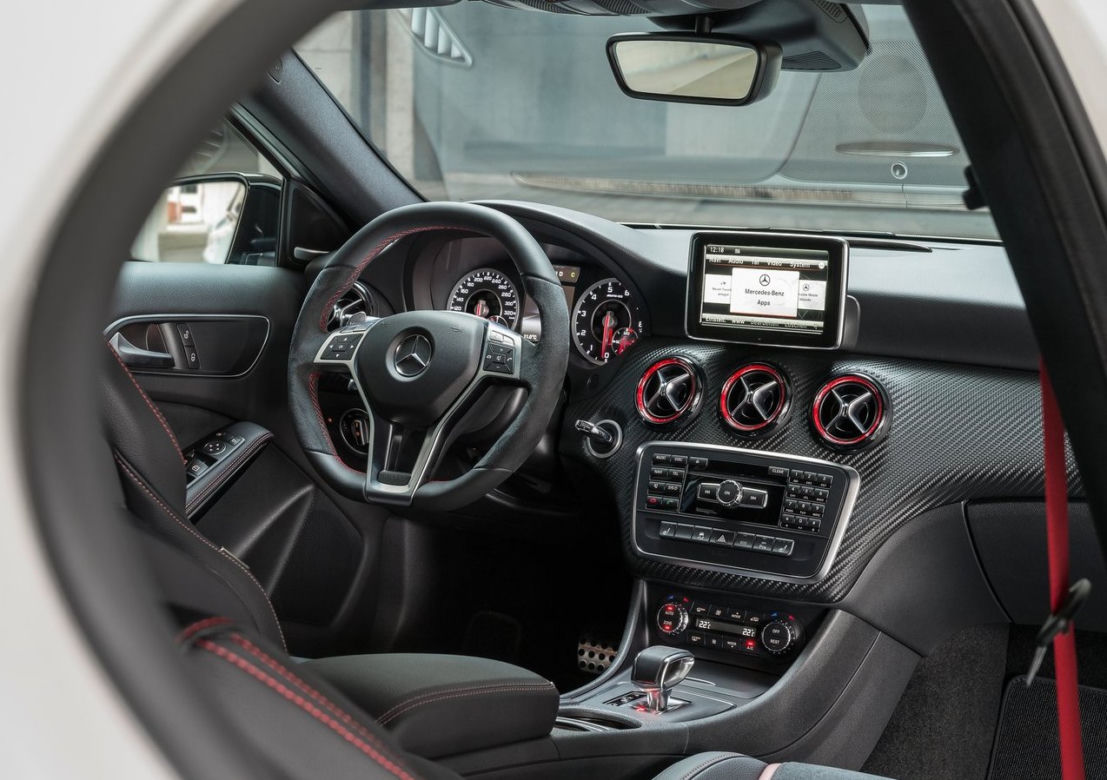 Mercedes-Benz A 45 AMG