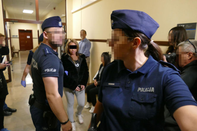 Groziła taksówkarzowi nożem. 32-latka z Łodzi skazana