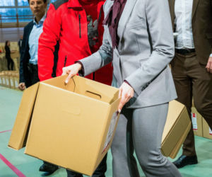 Marta Nawrocka w garniturach