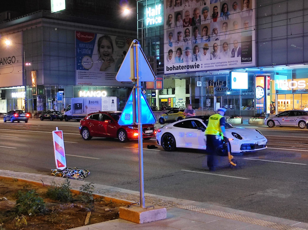 Makabryczny wypadek na Marszałkowskiej w Warszawie	