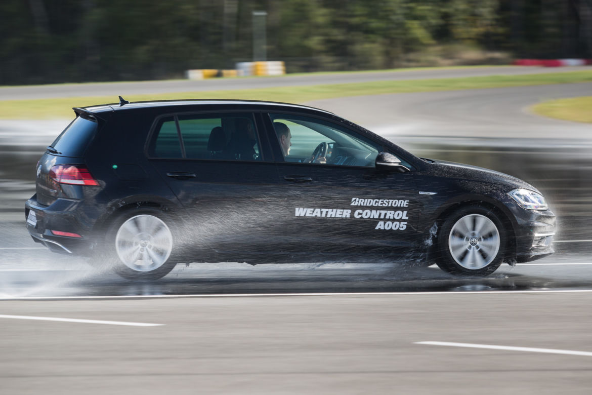 Bridgestone Weather Control A005 zaskoczyła mnie na torze