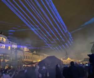 Rzeszów. Pokaz laserowy na Rynku [ZDJĘCIA]