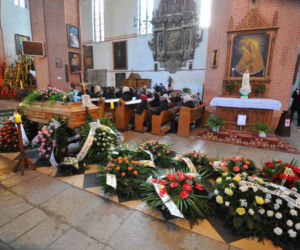 Tragedia w Kwidzynie: 8-letni Wiktor i jego ojciec zginęli, bo sąd był łagodny! [ZDJĘCIA Z POGRZEBU]